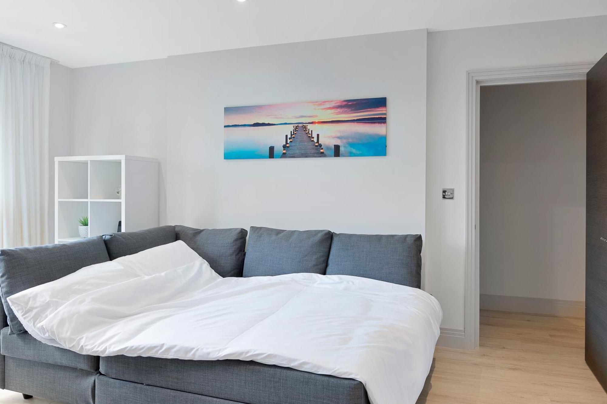 Spacious, 3 Bedroom, 2 Bathroom, Surbiton Esterno foto